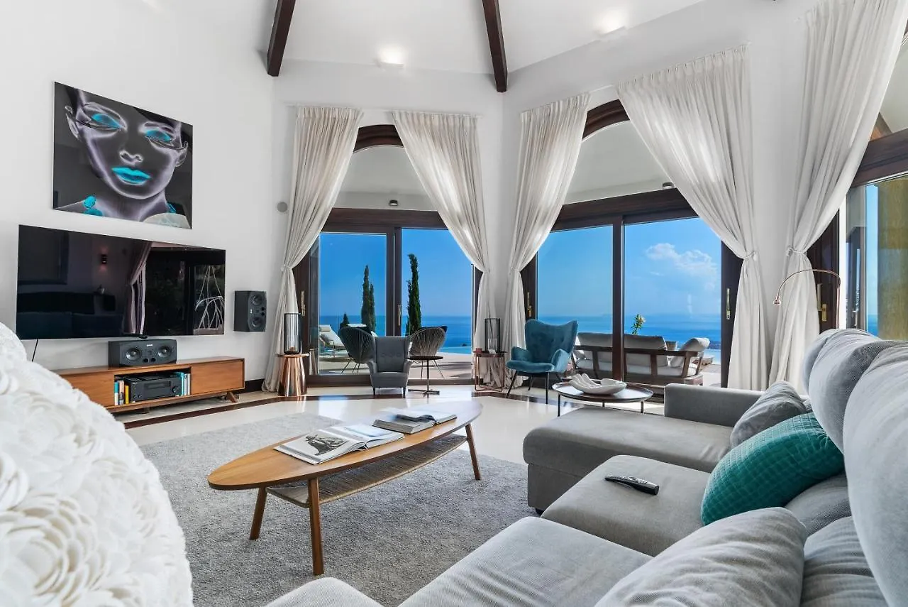 Luxury Sea View Villa In Marbella Španělsko
