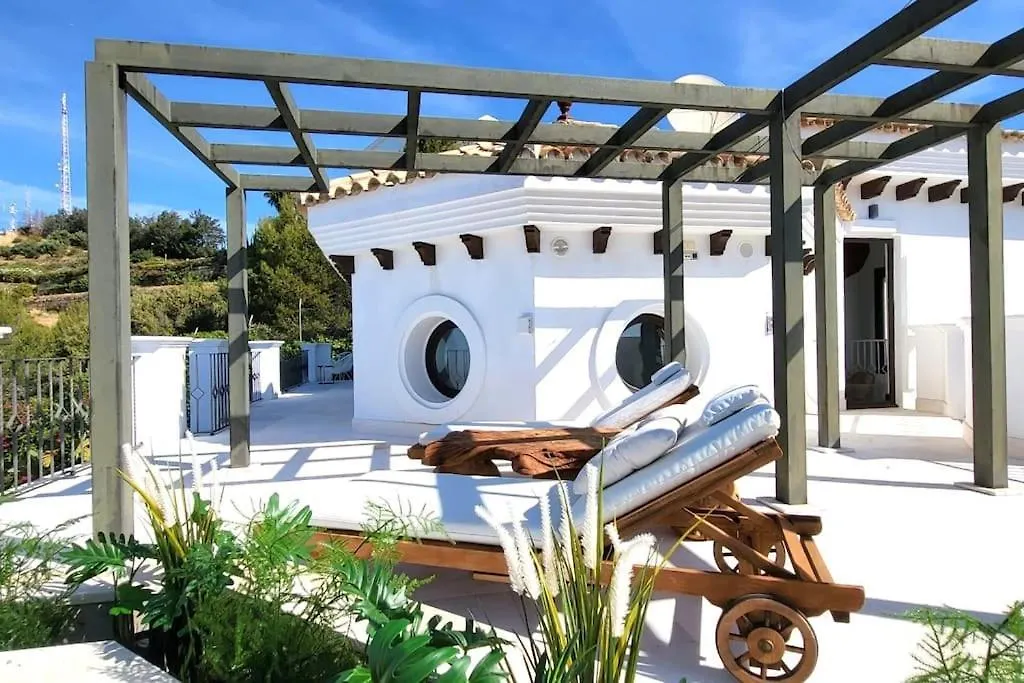Luxury Sea View Villa In Marbella
