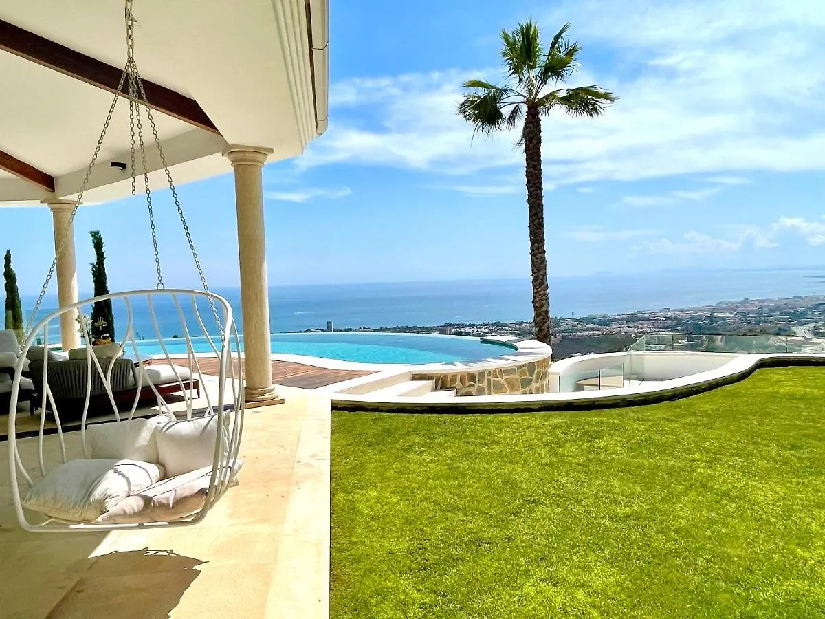 Luxury Sea View Villa In Marbella 0*,
